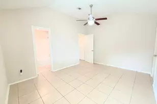 5619 Gineridge Dr, Houston, TX 77053 - Photo 14