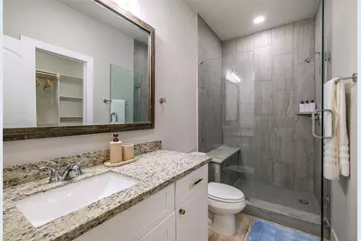8328 Mariah Street #B, Houston, TX 77051 - Photo 8