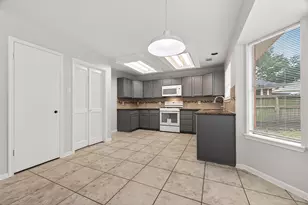 5439 Baslow Dr, Katy, TX 77449 - Photo 10