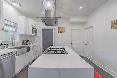 2116 Fulton Street #1, Houston, TX 77009 - Photo 12
