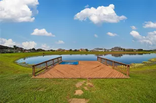 418 Lakeview Blvd, Dickinson, TX 77539 - Photo 34