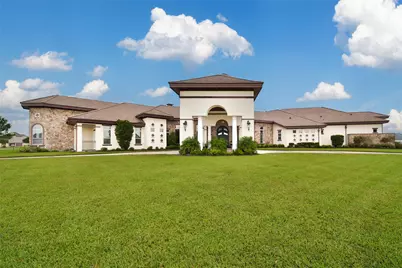 418 Lakeview Boulevard, Dickinson, TX 77539 - Photo 2