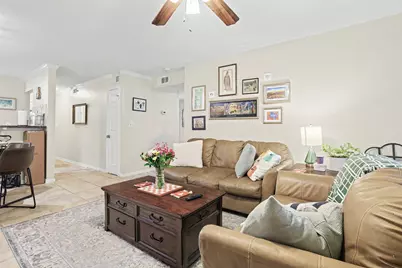 501 W 26th Street #210, Austin, TX 78705 - Photo 4