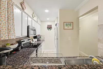 501 W 26th Street #210, Austin, TX 78705 - Photo 22