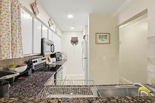 501 W 26th St, Austin, TX 78705 - Photo 22
