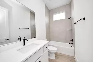 9606 Chateau Hill, Manvel, TX 77578 - Photo 24