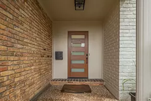1375 Country Pl Dr, Houston, TX 77079 - Photo 2