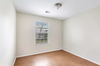 1018 Glendale Street #1018, Dayton, TX 77535 - Photo 12