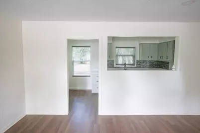55 Elm Court, Lake Jackson, TX 77566 - Photo 6