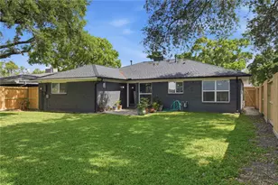 15614 Rill Ln, Houston, TX 77062 - Photo 4