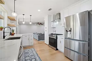 15614 Rill Ln, Houston, TX 77062 - Photo 22