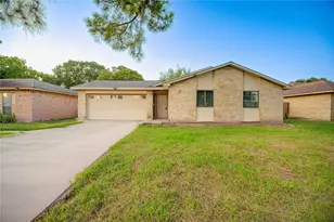 1510 Chestnut Tree Ln, Houston, TX 77067 - Photo 44