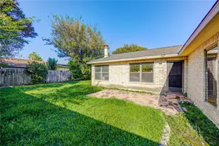 1510 Chestnut Tree Ln, Houston, TX 77067 - Photo 34