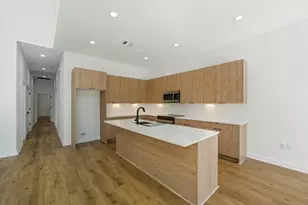 5029 Van Fleet St, Houston, TX 77033 - Photo 12