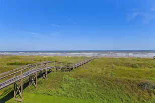 21011 W Sand Hill Dr, Galveston, TX 77554 - Photo 46