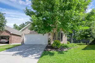 2 Gleneden Ct, Conroe, TX 77384 - Photo 2