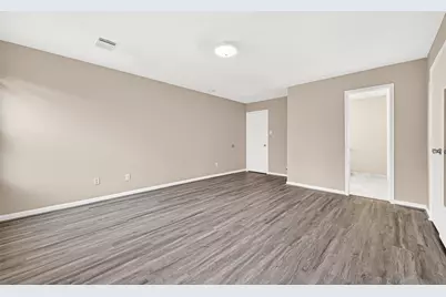 13126 Dawn Hollow Lane, Houston, TX 77072 - Photo 32