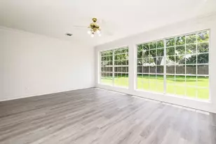 11102 Brook Mill Ct, Houston, TX 77065 - Photo 8