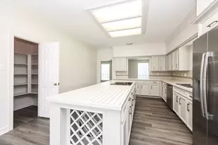 11102 Brook Mill Ct, Houston, TX 77065 - Photo 10