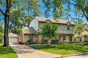 5702 Vestavia Dr, Houston, TX 77069 - Photo 2