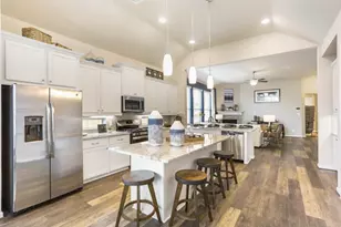 13310 Valley Orchard, Tomball, TX 77375 - Photo 2