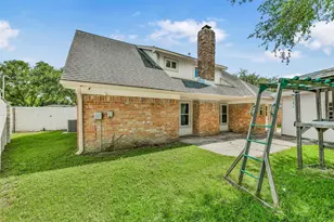 12011 Kirknoll Dr, Houston, TX 77089 - Photo 38