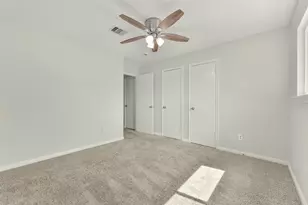 12011 Kirknoll Dr, Houston, TX 77089 - Photo 36