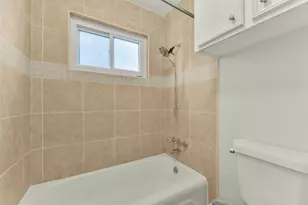 12011 Kirknoll Dr, Houston, TX 77089 - Photo 32