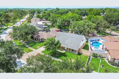 12011 Kirknoll Drive, Houston, TX 77089 - Photo 4