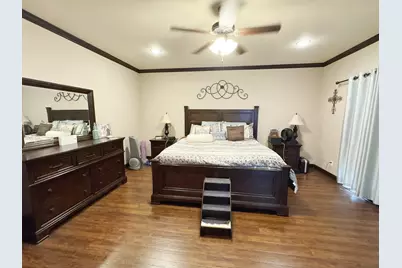 1043 Winchester Trail, Angleton, TX 77515 - Photo 10