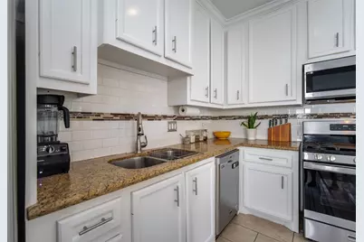 2116 Carter Street, Houston, TX 77008 - Photo 10