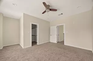 90 Burress St, Houston, TX 77022 - Photo 14
