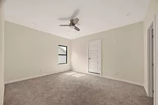 90 Burress St, Houston, TX 77022 - Photo 16