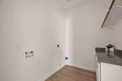 90 Burress Street #B, Houston, TX 77022 - Photo 10