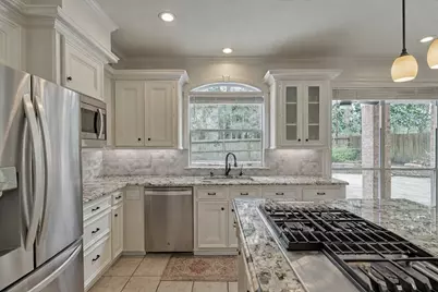 91 Wind Ridge Circle, The Woodlands, TX 77381 - Photo 12