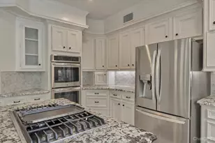 91 Wind Ridge Cir, The Woodlands, TX 77381 - Photo 10