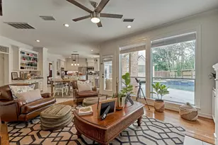 91 Wind Ridge Cir, The Woodlands, TX 77381 - Photo 16