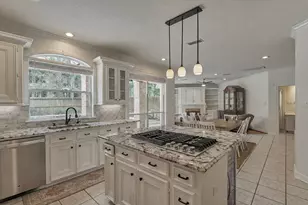 91 Wind Ridge Cir, The Woodlands, TX 77381 - Photo 12