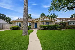 24015 Spring Mill Ln, Spring, TX 77373 - Photo 6