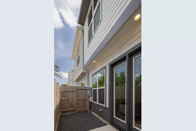 8978 Zurcher Lane, Houston, TX 77080 - Photo 16