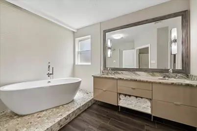 14855 Perthshire Road, Houston, TX 77079 - Photo 24
