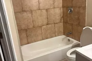 153 Tidwell Rd, Houston, TX 77022 - Photo 10
