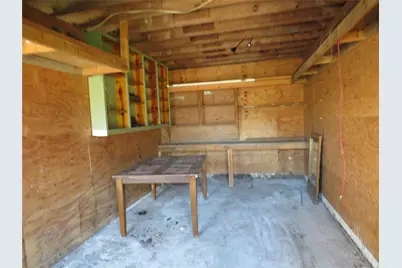 10 Forrest Lane, Angleton, TX 77515 - Photo 18