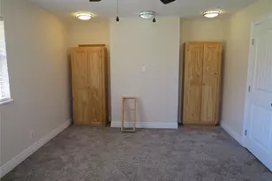 10 Forrest Ln, Angleton, TX 77515 - Photo 16