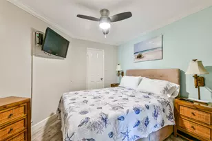 6300 Seawall Blvd, Galveston, TX 77551 - Photo 12