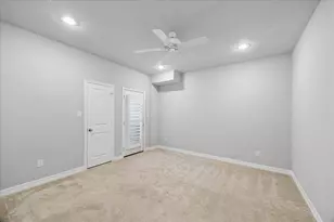 2407 Lawrence St, Houston, TX 77008 - Photo 14
