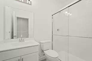 4703 Bay Vista Dr, Baytown, TX 77523 - Photo 4