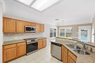 13827 Placid Brook Ct, Houston, TX 77059 - Photo 16