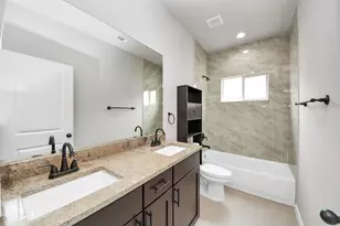 314 Carlos Leal Dr, Dayton, TX 77535 - Photo 2