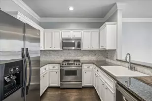 1624 W 25th St, Houston, TX 77008 - Photo 6